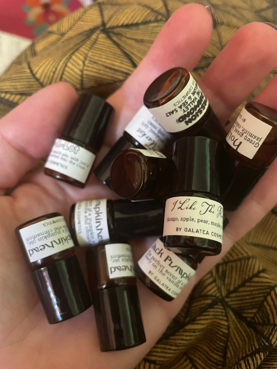 Trial Size Samples – Unisex Mini Perfume/Cologne Oils – Tasha & Co